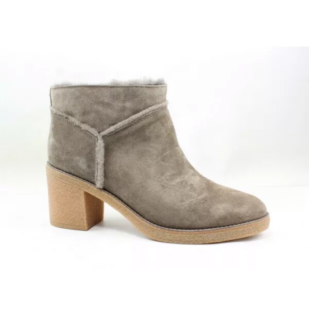 Brand new Uggs Kasen mouse booties